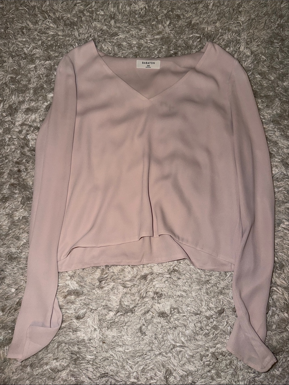 Aritzia Babaton Blush Pink V-Neck Long Sleeve Blouse